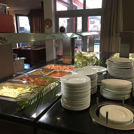 Tm Deluxe Hotel 3*