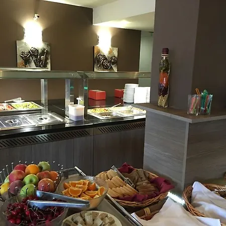 Hotel Tm Deluxe 3*